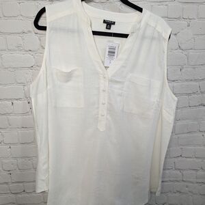 Torrid Women's White Sleeveless Top